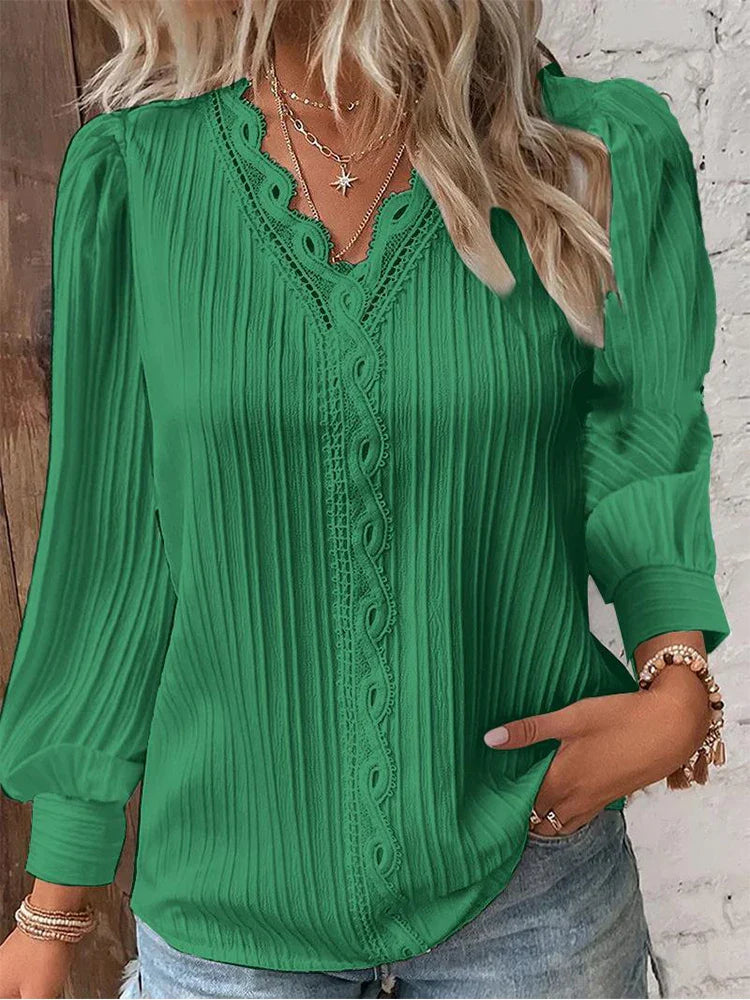 Birgit™ – Bluse mit Spitzendetails aus Chiffon