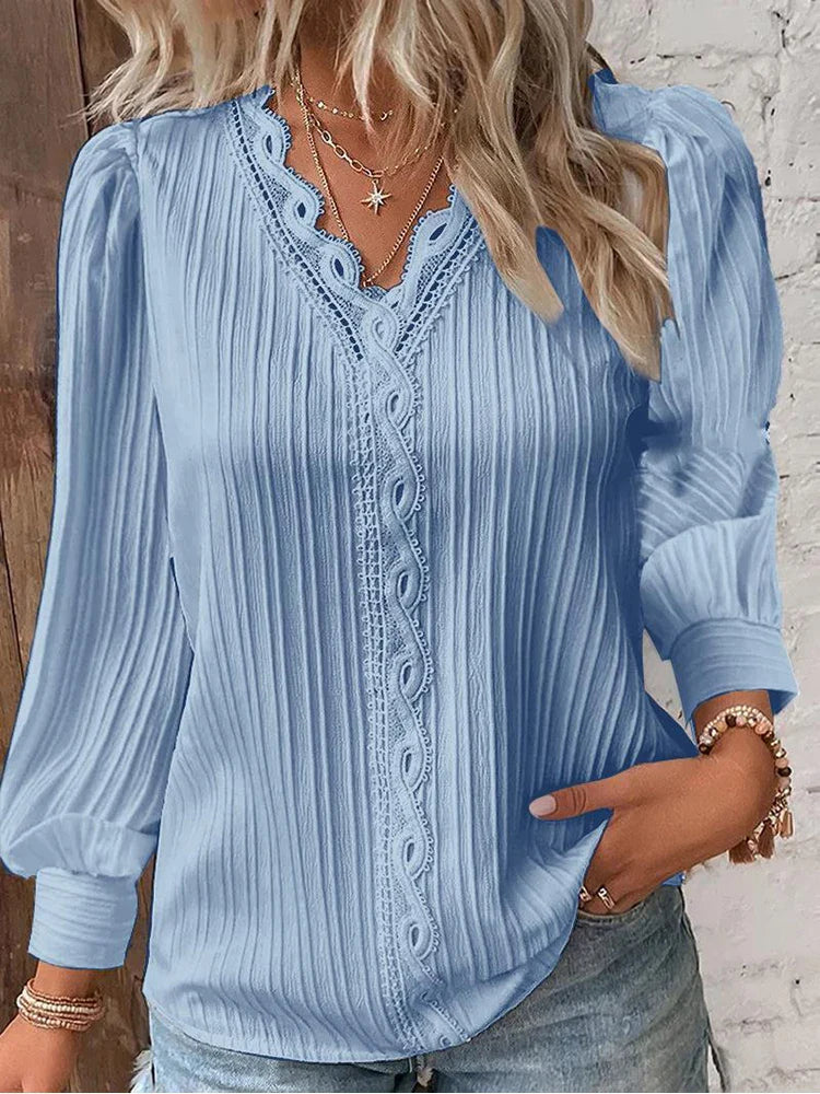 Birgit™ – Bluse mit Spitzendetails aus Chiffon